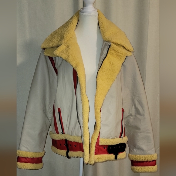 Stylish Beige and Red Jacket with Yellow Accents - Picture 1 of 2